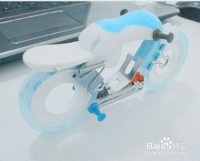 辦公神器變廢為寶 手工制作創意摩托車模型
